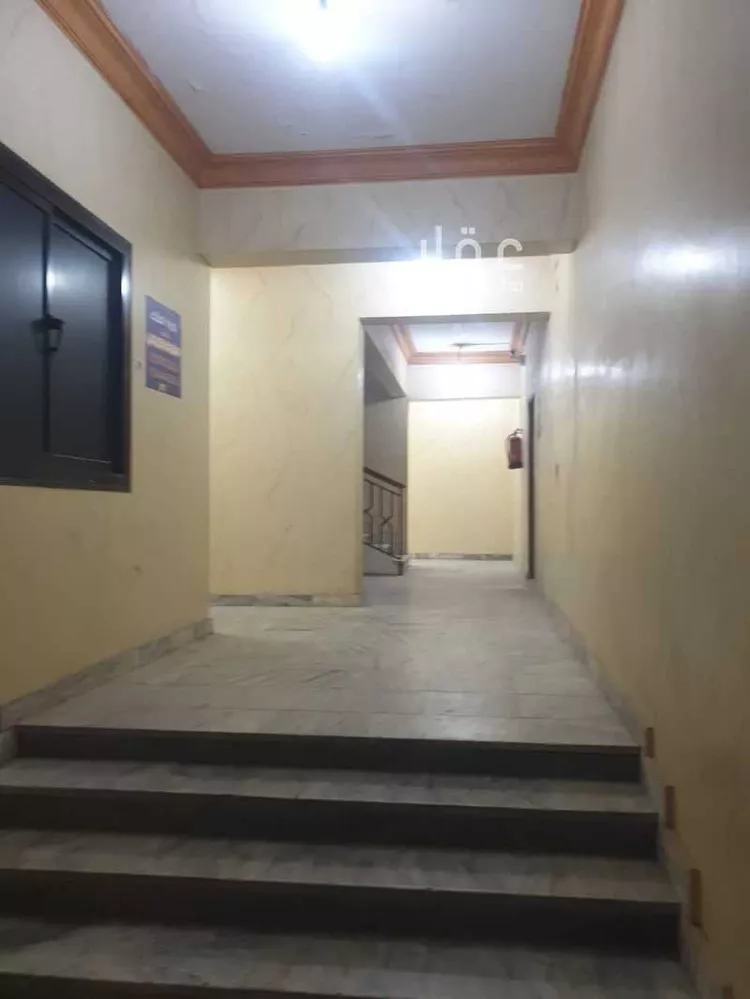 عمارة للبيع في شارع عبيدة بن الحارث, حي النهضة, مدينة الرياض, منطقة الرياض 6