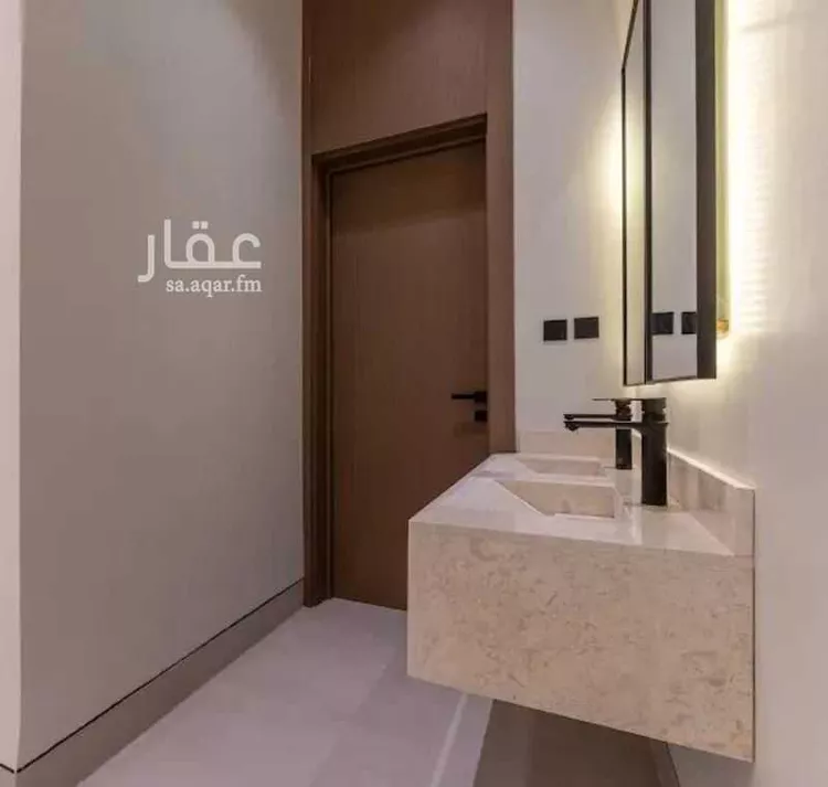 دور للبيع في شارع الحلوة, حي إشبيلية, مدينة الرياض, منطقة الرياض صورة 2