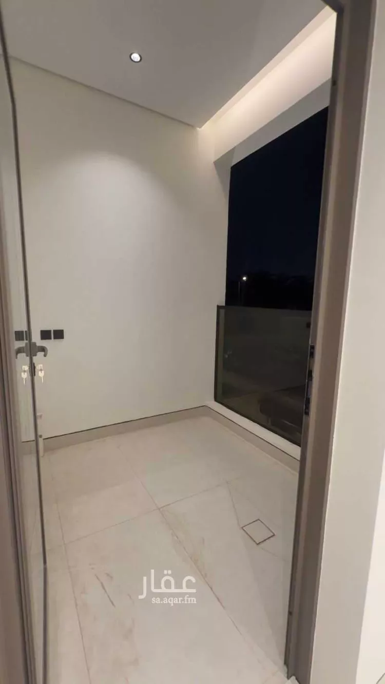 Floor for Sale in Riyadh As Salam 6