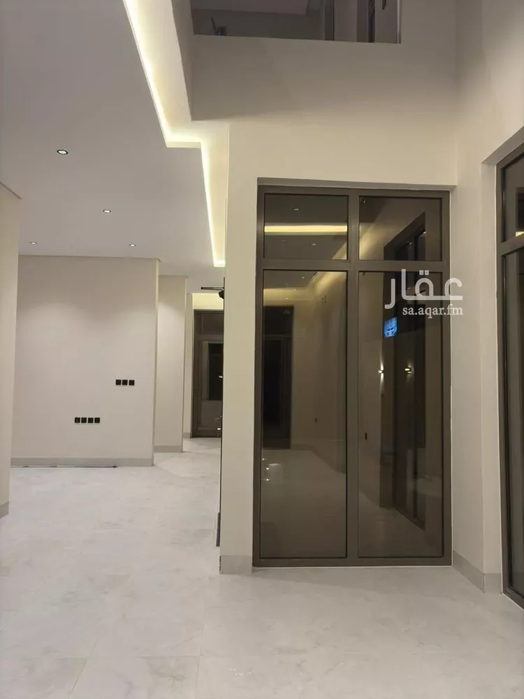 فيلا للبيع في شارع محمد بن أبي بكر القيم, حي المهدية, مدينة الرياض, منطقة الرياض صورة 5