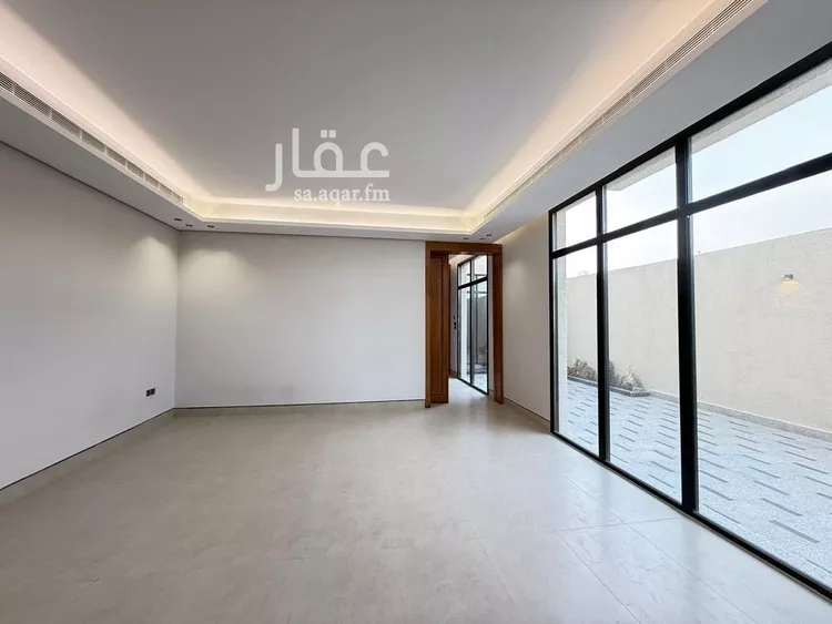 فيلا للبيع في شارع السيل الكبير, حي المهدية, مدينة الرياض, منطقة الرياض صورة 5