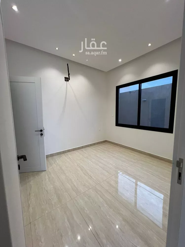 فيلا للبيع في شارع أبي الزناد, حي المهدية, مدينة الرياض, منطقة الرياض صورة 2