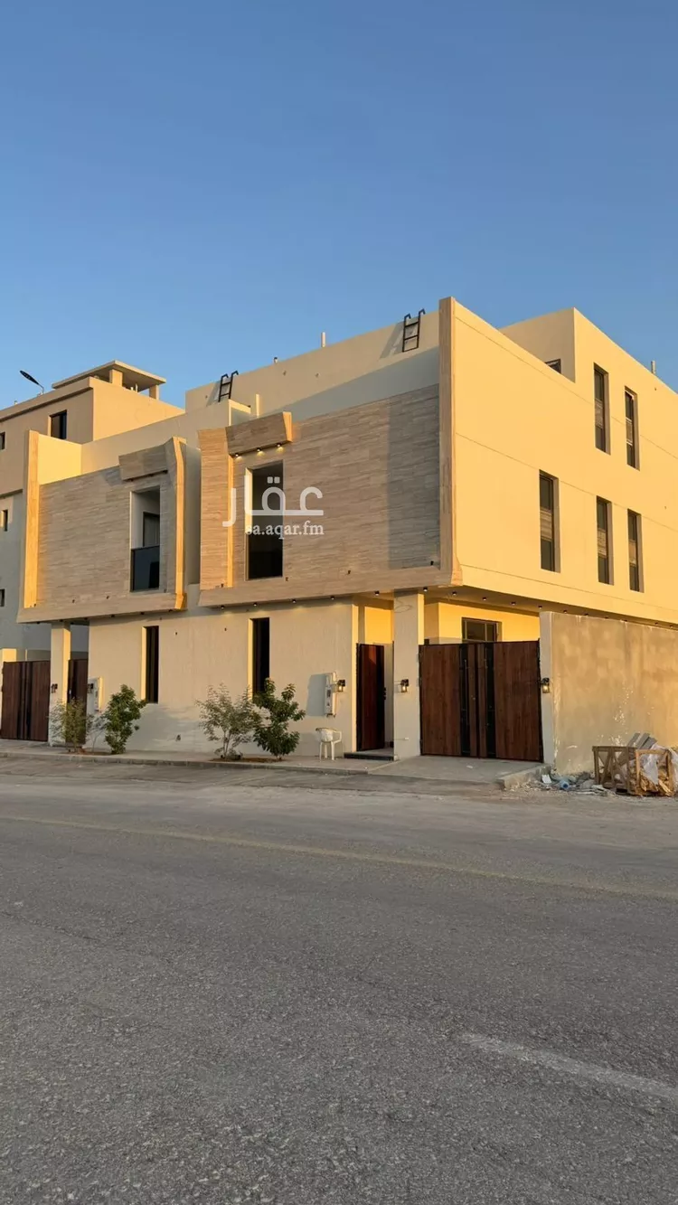 فيلا للبيع في شارع قطب الدين بن السلطان, حي المهدية, مدينة الرياض, منطقة الرياض