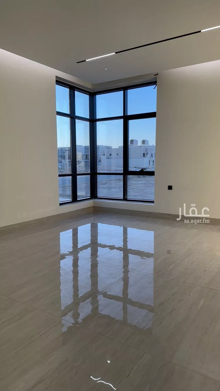 فيلا للبيع في شارع السيل الكبير, حي المهدية, مدينة الرياض, منطقة الرياض 10