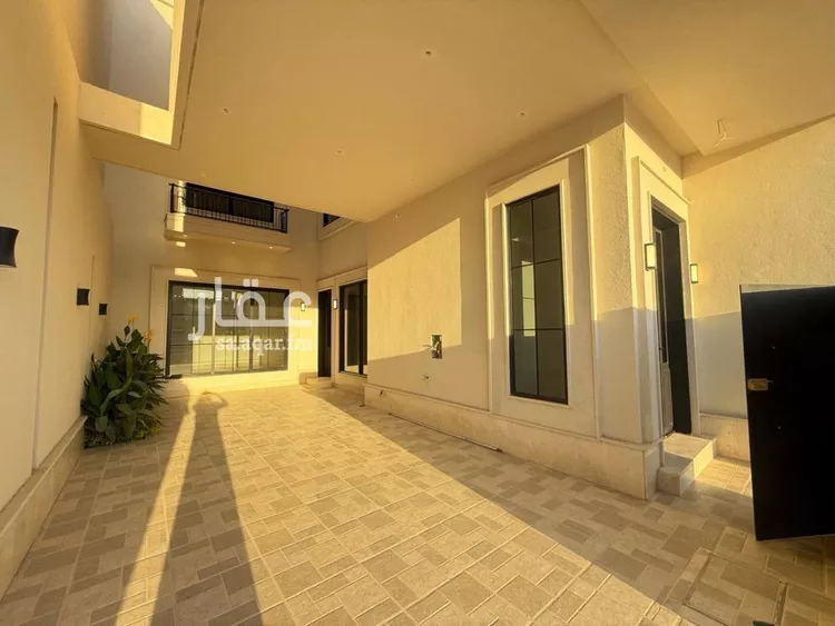 فيلا للبيع في شارع السيل الكبير, حي المهدية, مدينة الرياض, منطقة الرياض صورة 2