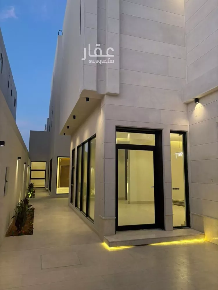 فيلا للبيع في شارع عمر بن يوسف المقرئ, حي المهدية, مدينة الرياض, منطقة الرياض صورة 5