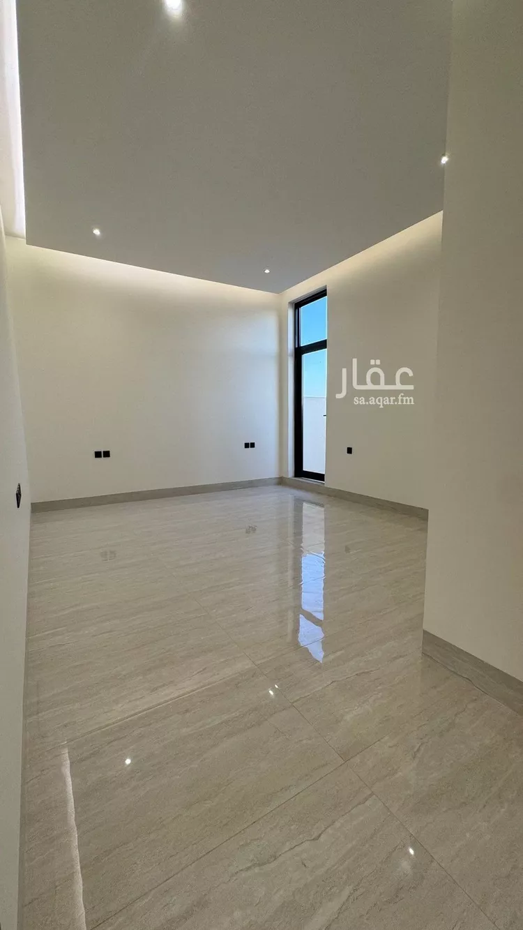 فيلا للبيع في شارع السيل الكبير, حي المهدية, مدينة الرياض, منطقة الرياض 12