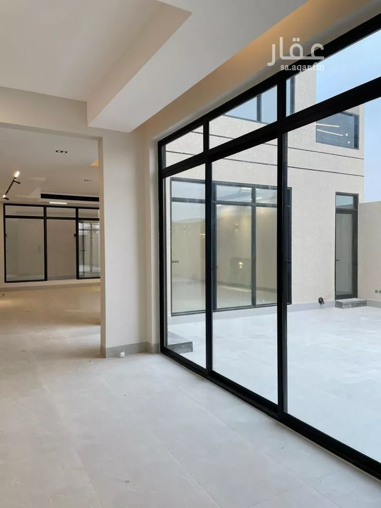 فيلا للبيع في شارع الحافظ بن كثير, حي المهدية, مدينة الرياض, منطقة الرياض صورة 5