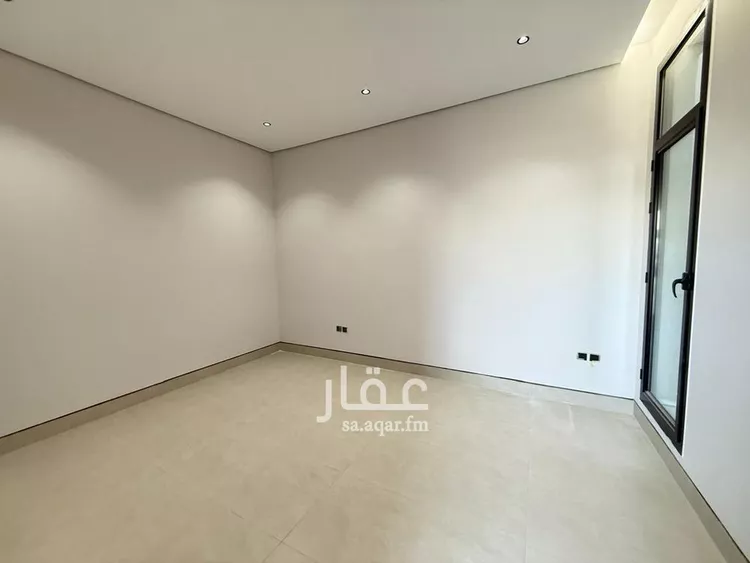 فيلا للبيع في شارع السيل الكبير, حي المهدية, مدينة الرياض, منطقة الرياض صورة 2