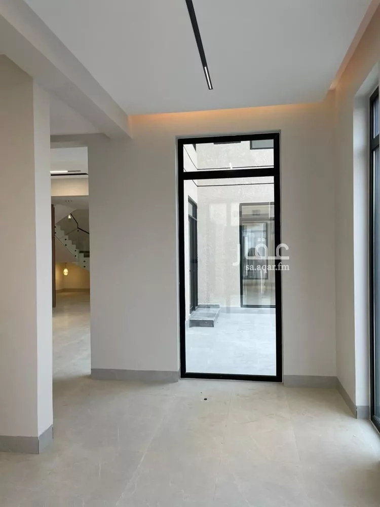 فيلا للبيع في شارع أحمد مفتي المكي الحنفي, حي المهدية, مدينة الرياض, منطقة الرياض صورة 4