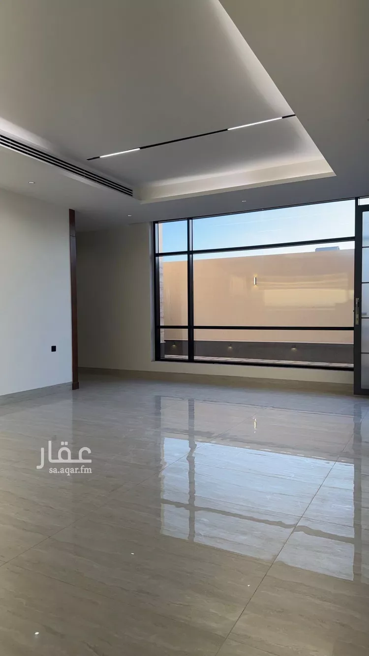 فيلا للبيع في شارع السيل الكبير, حي المهدية, مدينة الرياض, منطقة الرياض 8
