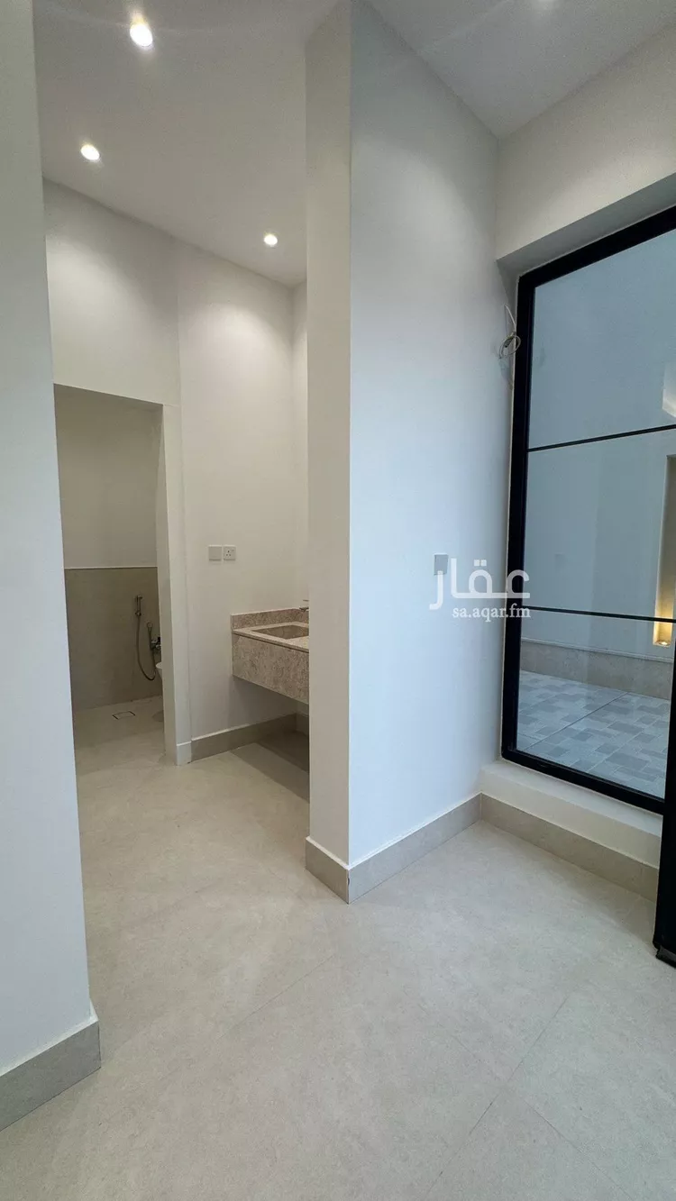 فيلا للبيع في شارع مليح بن طريف, حي المهدية, مدينة الرياض, منطقة الرياض 9