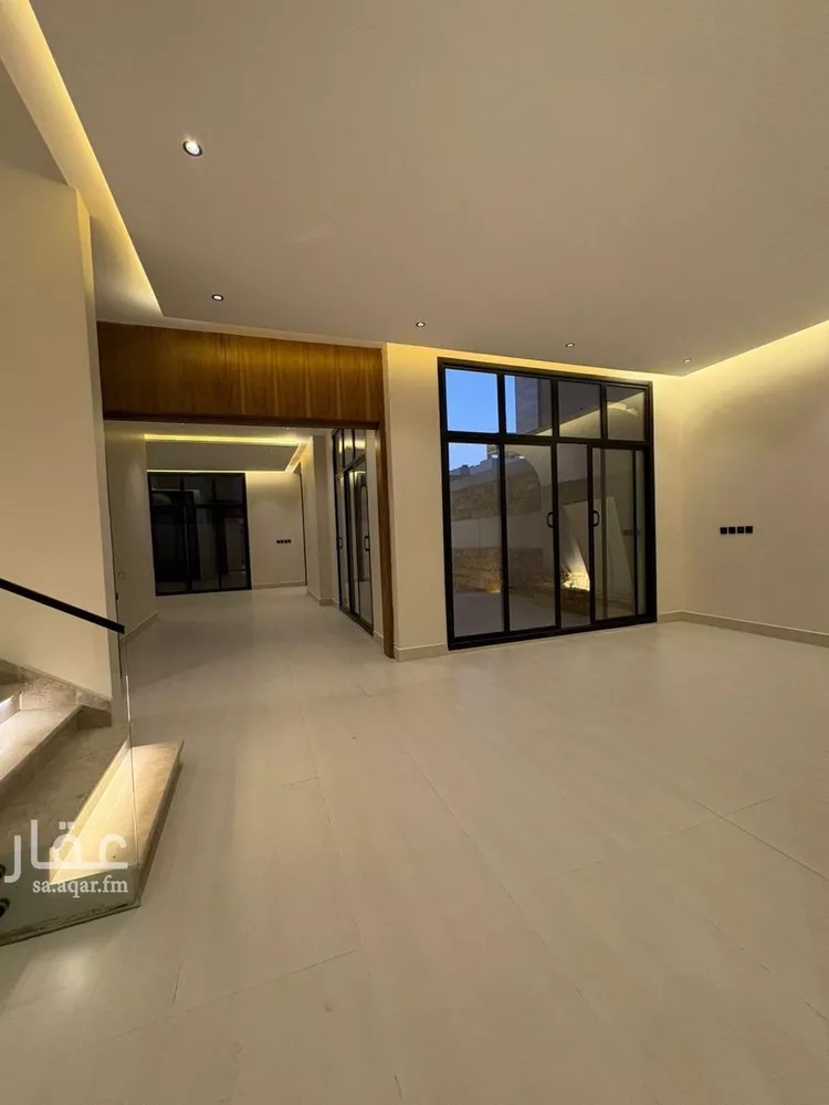 فيلا للبيع في شارع أبي الفضل العليمي, حي المهدية, مدينة الرياض, منطقة الرياض صورة 2