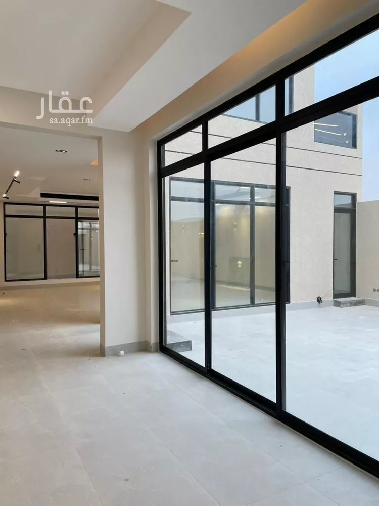 فيلا للبيع في شارع أحمد مفتي المكي الحنفي, حي المهدية, مدينة الرياض, منطقة الرياض صورة 3