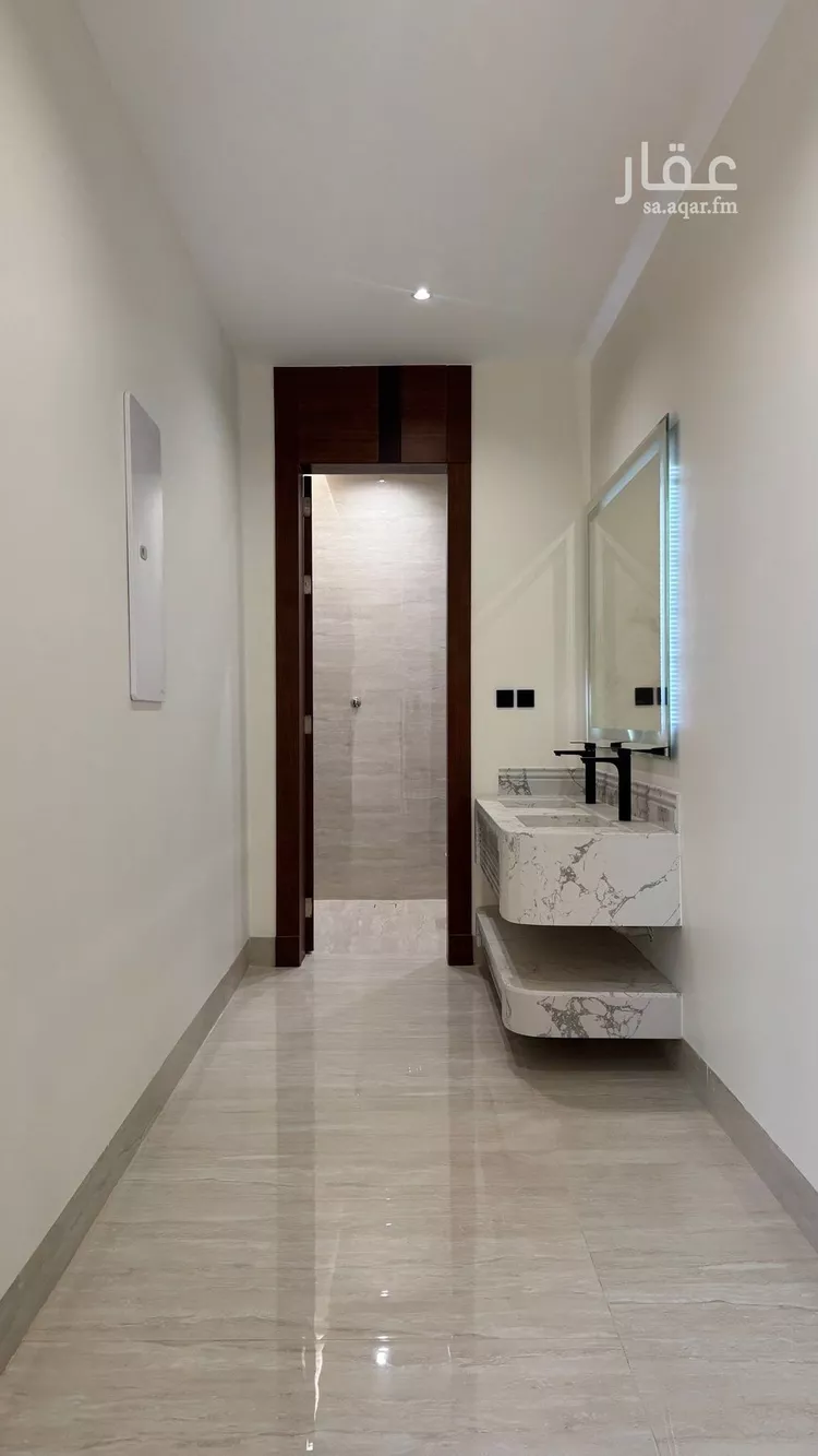 فيلا للبيع في شارع السيل الكبير, حي المهدية, مدينة الرياض, منطقة الرياض صورة 3