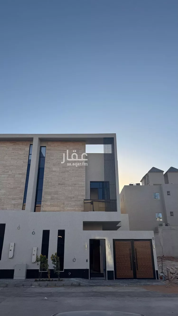 فيلا للبيع في شارع عمر بن عبدالقادر مفتي, حي المهدية, مدينة الرياض, منطقة الرياض