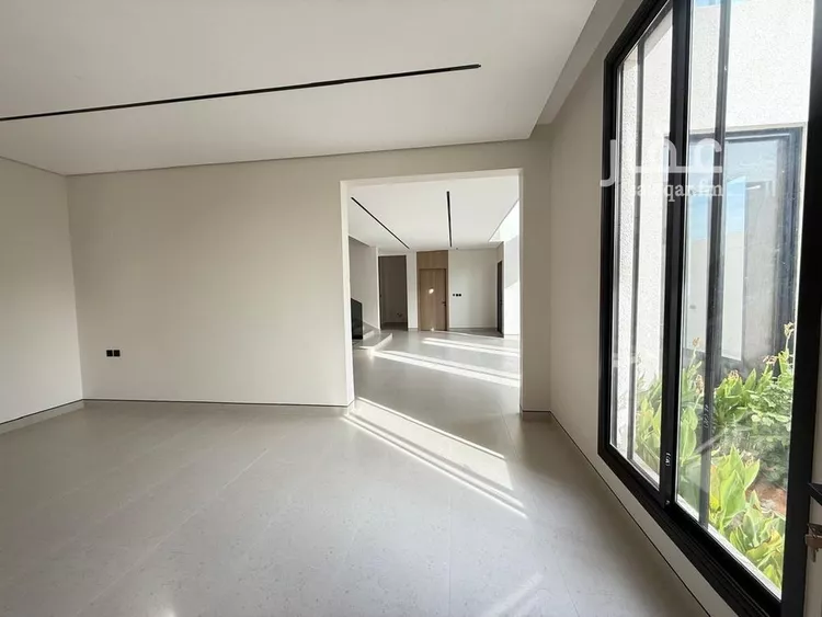 فيلا للبيع في شارع الإمام أبي داوود, حي المهدية, مدينة الرياض, منطقة الرياض صورة 3