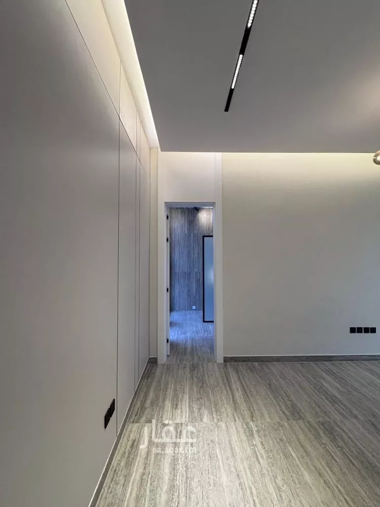 فيلا للبيع في شارع سعد الله بن مجالد, حي المهدية, مدينة الرياض, منطقة الرياض صورة 2