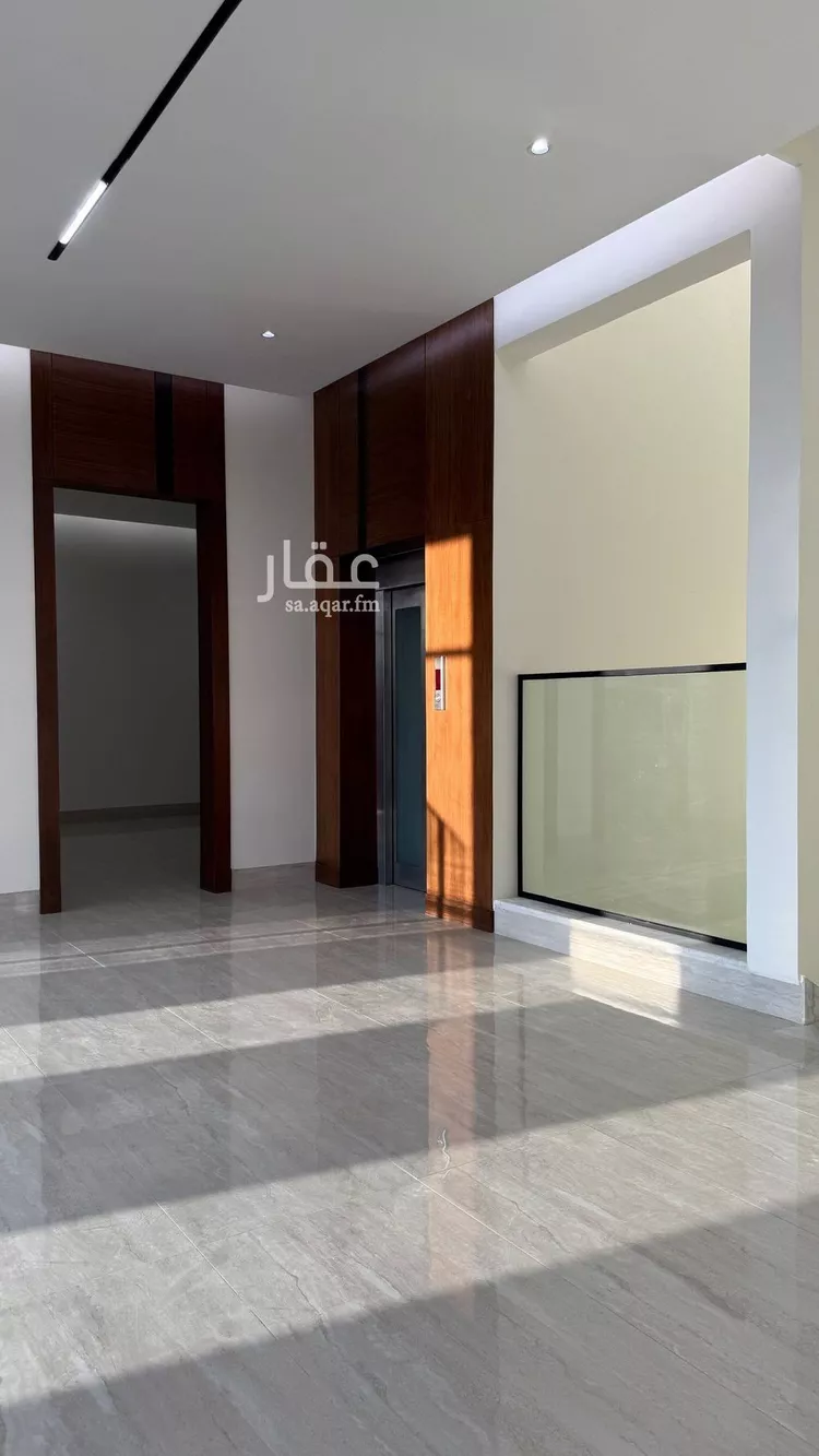 فيلا للبيع في شارع السيل الكبير, حي المهدية, مدينة الرياض, منطقة الرياض 16