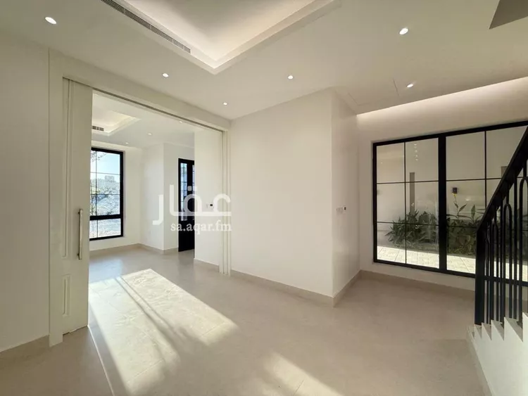 فيلا للبيع في شارع محمد بن أبي بكر القيم, حي المهدية, مدينة الرياض, منطقة الرياض صورة 5