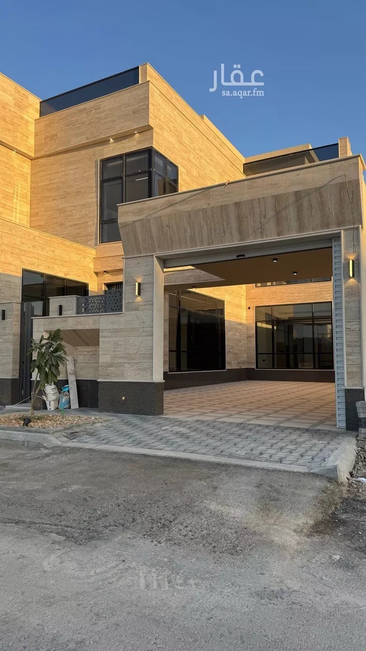 فيلا للبيع في شارع السيل الكبير, حي المهدية, مدينة الرياض, منطقة الرياض صورة 2