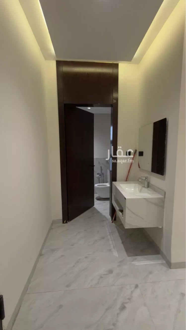 Floor for Sale in Riyadh Tuwaiq 14