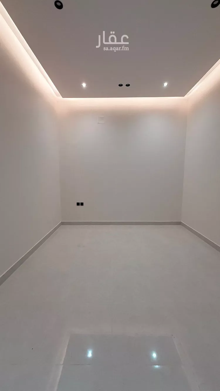 فيلا للبيع في شارع وادي مية, حي العريجاء الغربي, مدينة الرياض, منطقة الرياض صورة 5