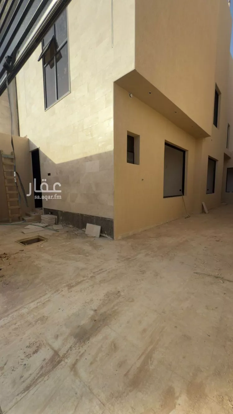 دور للبيع في شارع احمد قاري, حي طويق, مدينة الرياض, منطقة الرياض صورة 2