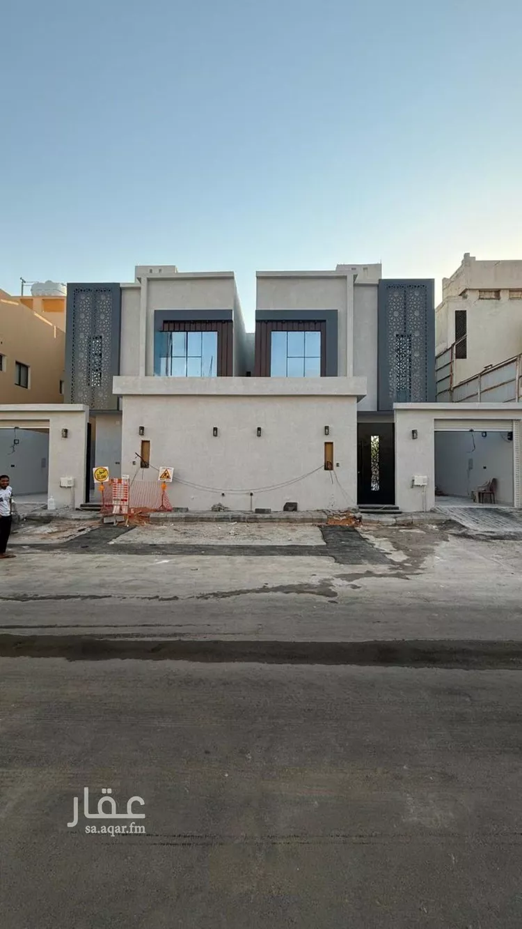 فيلا للبيع في شارع سيار بن وردان, حي العريجاء الأوسط, مدينة الرياض, منطقة الرياض
