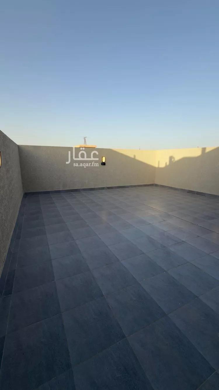 Villa for Sale in Riyadh Al Uraija Al Wusta 18