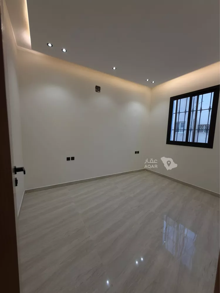 Villa for Sale in Riyadh Al Uraija Al Gharbiyah 16