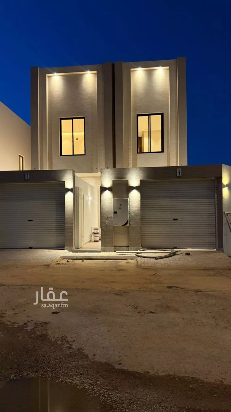دور للبيع في شارع ابن أبي الفخار, حي عكاظ, مدينة الرياض, منطقة الرياض صورة 2