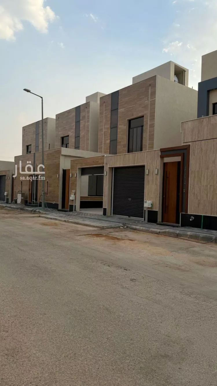 فيلا للبيع في شارع أبي ظبيان الجنبي, حي العوالي, مدينة الرياض, منطقة الرياض صورة 2