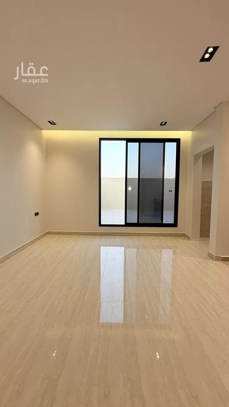 فيلا للبيع في شارع أبي ظبيان الجنبي, حي العوالي, مدينة الرياض, منطقة الرياض صورة 3