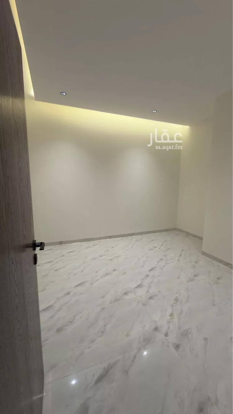 Floor for Sale in Riyadh Tuwaiq 7