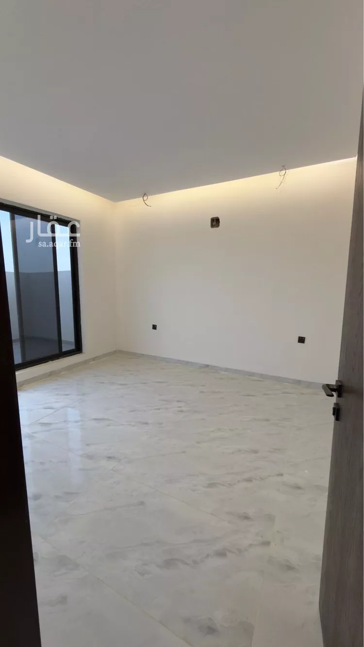 Floor for Sale in Riyadh Tuwaiq 13