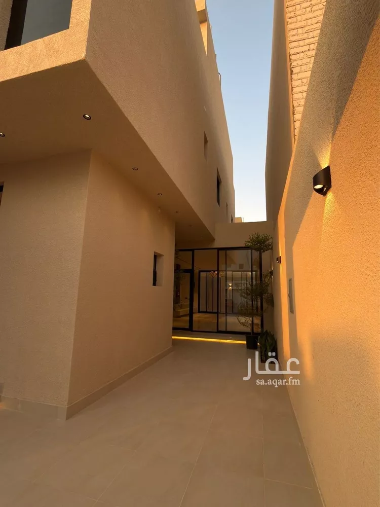 فيلا للبيع في شارع أبي عبدالله الركن, حي العريجاء الأوسط, مدينة الرياض, منطقة الرياض صورة 3