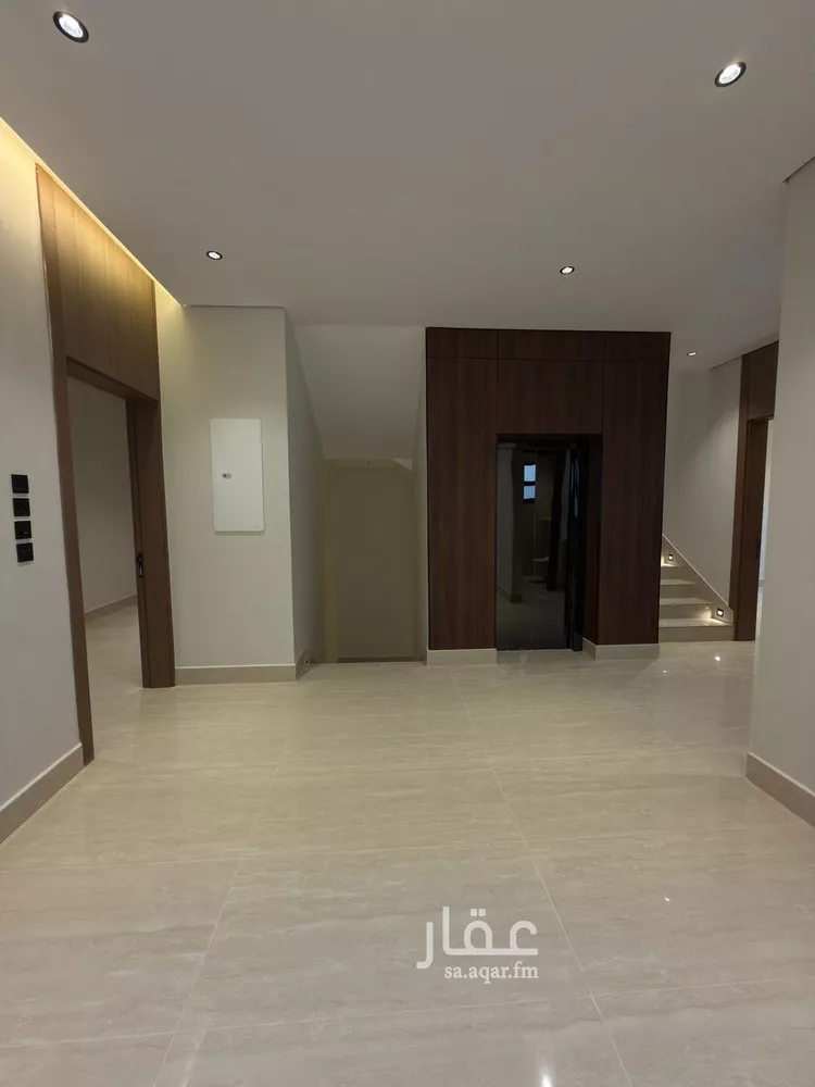 فيلا للبيع في شارع أبي عبدالله الركن, حي العريجاء الأوسط, مدينة الرياض, منطقة الرياض 14