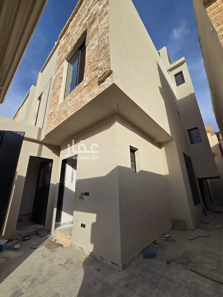 فيلا للبيع في شارع عمر السدوسي, حي العريجاء الغربي, مدينة الرياض, منطقة الرياض صورة 2