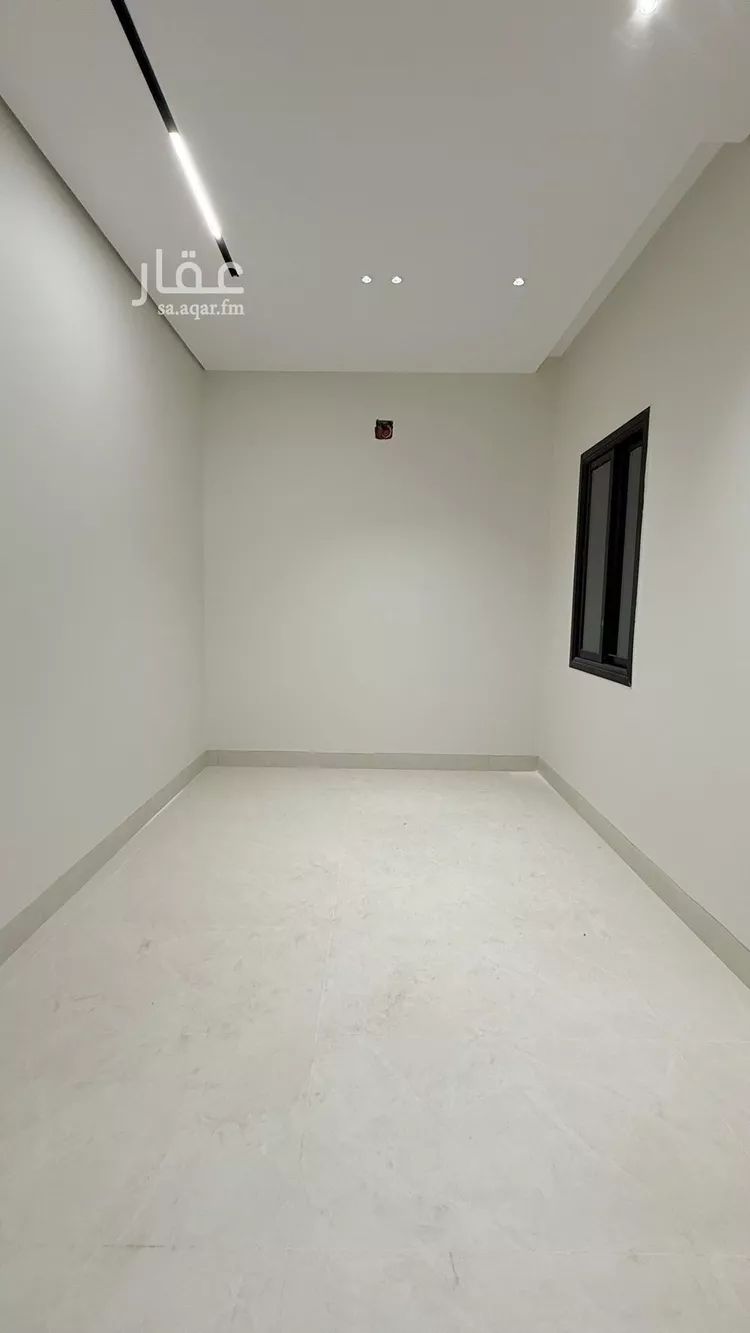 فيلا للبيع في شارع جبل علياء, حي العريجاء الأوسط, مدينة الرياض, منطقة الرياض صورة 3