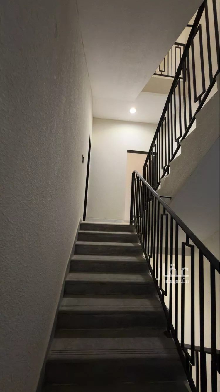 Floor for Sale in Riyadh Tuwaiq 11
