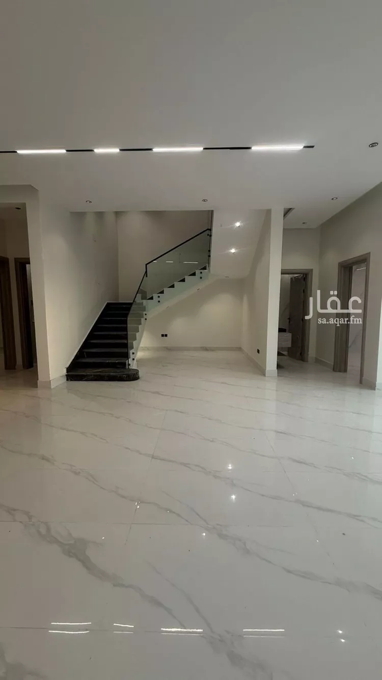 فيلا للبيع في شارع أبي ظبيان الجنبي, حي العوالي, مدينة الرياض, منطقة الرياض صورة 5