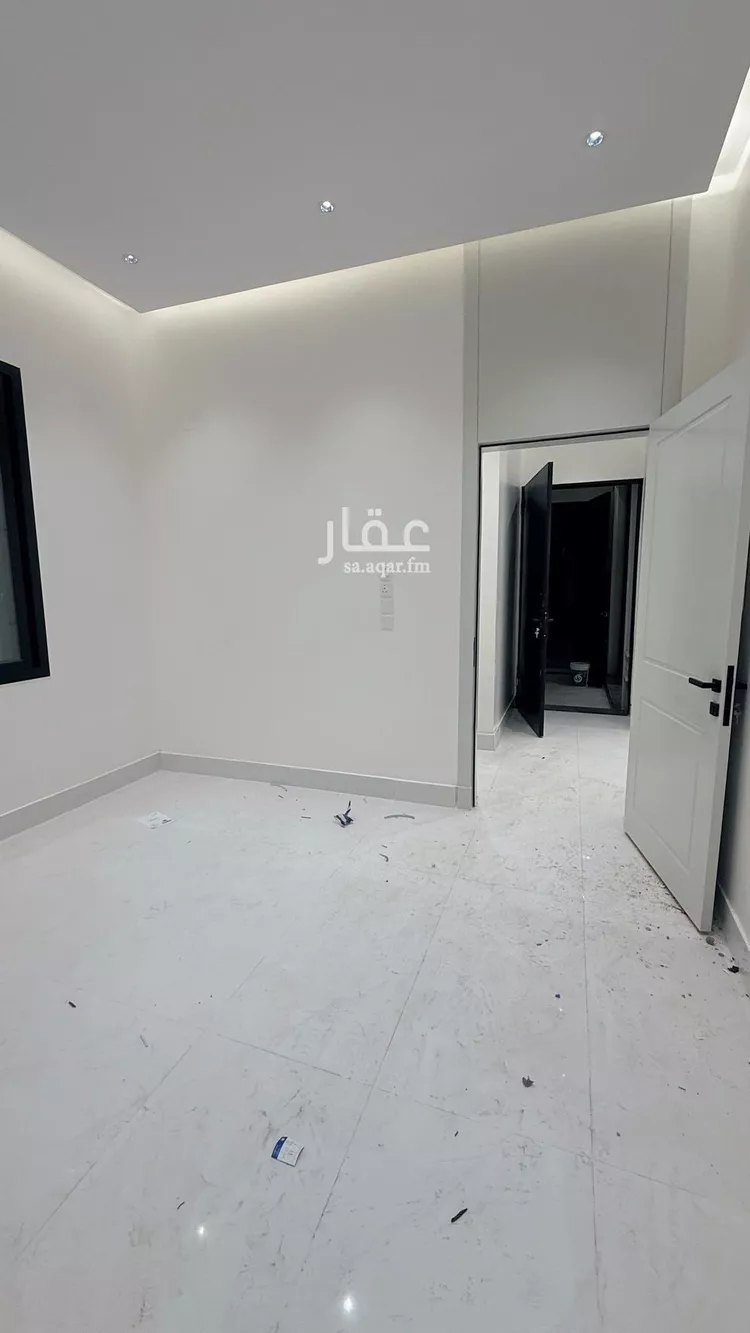 فيلا للبيع في شارع مودود أرسلان, حي العريجاء الغربي, مدينة الرياض, منطقة الرياض صورة 3