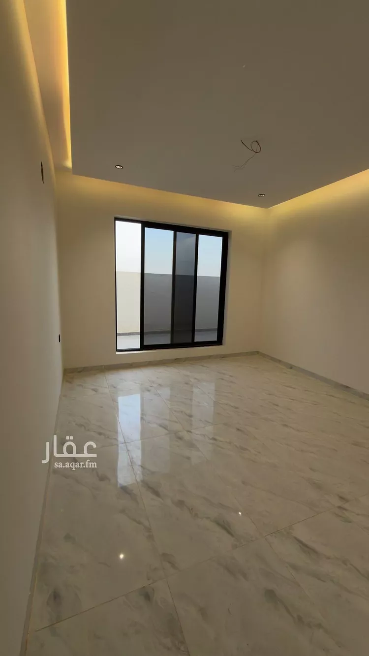 Floor for Sale in Riyadh Tuwaiq 10