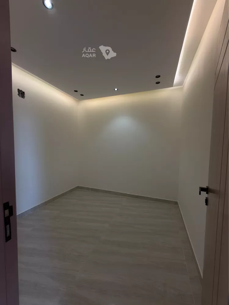 Villa for Sale in Riyadh Al Uraija Al Gharbiyah 12