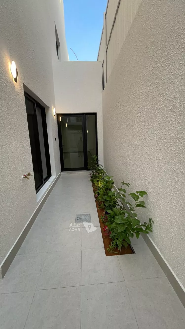 Floor for Sale in Riyadh As Suwaidi Al Gharabi 13