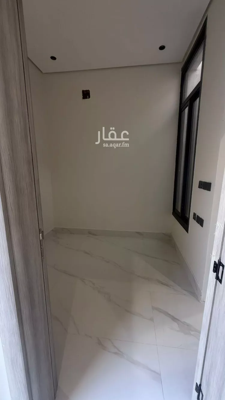 فيلا للبيع في شارع عيسى بن إبراهيم الربعي, حي طويق, مدينة الرياض, منطقة الرياض صورة 3