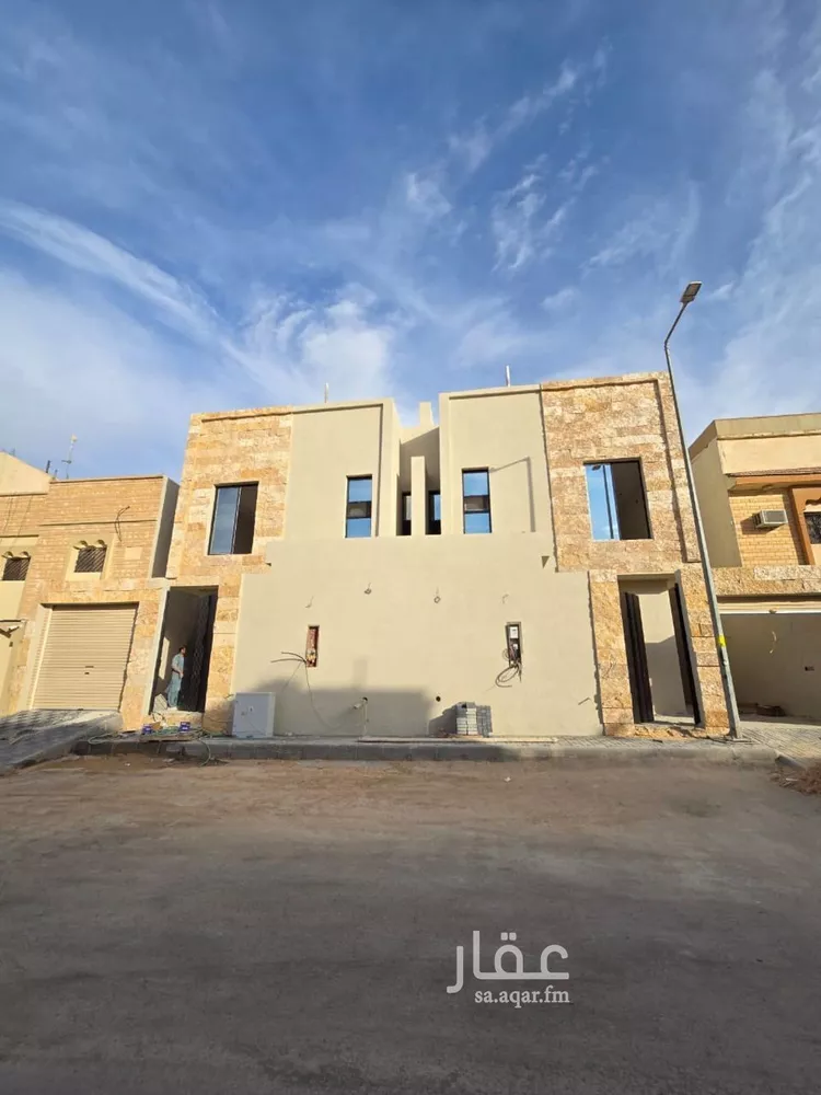 فيلا للبيع في شارع عمر السدوسي, حي العريجاء الغربي, مدينة الرياض, منطقة الرياض