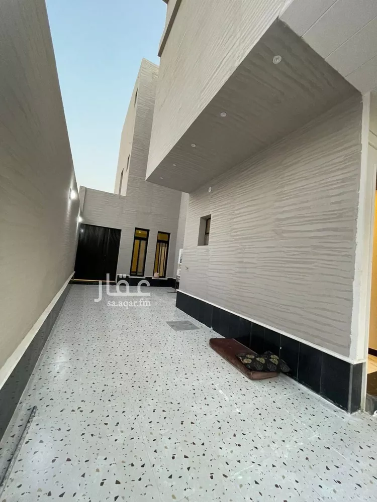 فيلا للبيع في شارع رقم 315, حي ظهرة لبن, مدينة الرياض, منطقة الرياض صورة 3