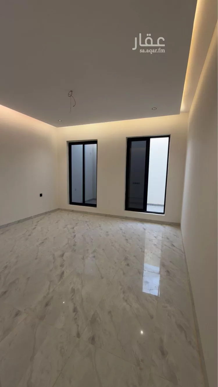 Floor for Sale in Riyadh Tuwaiq 19